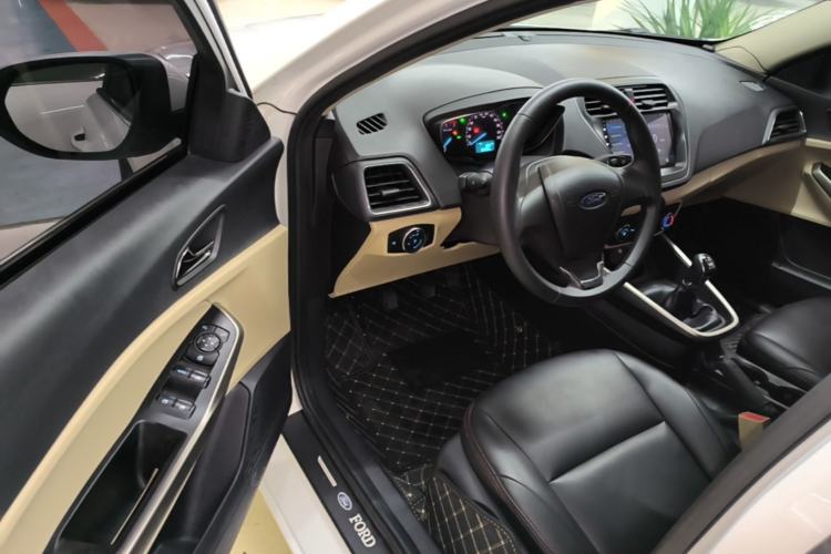 Used Ford Escort 2017 Revised Version 1.5L Manual Comfort Edition Driver Seat