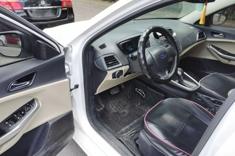 Used Ford Escort 2017 Revised Version 1.5L Automatic Comfort Edition Driver Seat