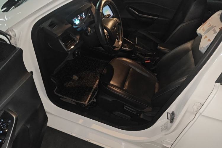 Used Ford Escort 2017 Happiness Edition 1.5L Automatic Fashion Version Driver Seat