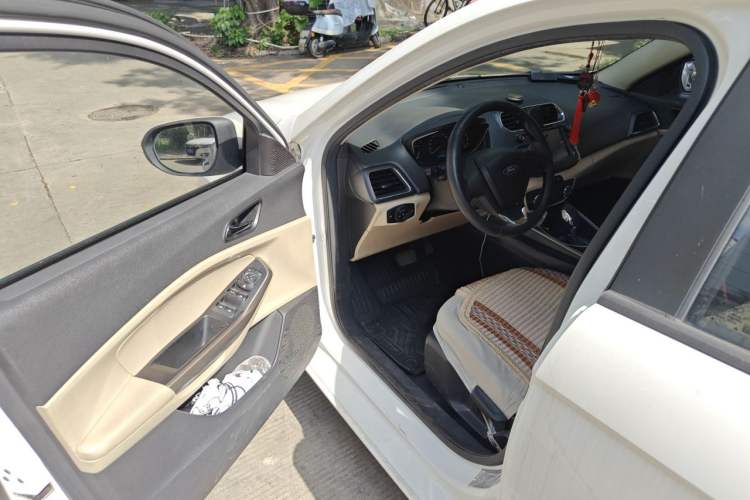 Used Ford Escort 2017 1.5L Automatic Comfort Model Driver Seat