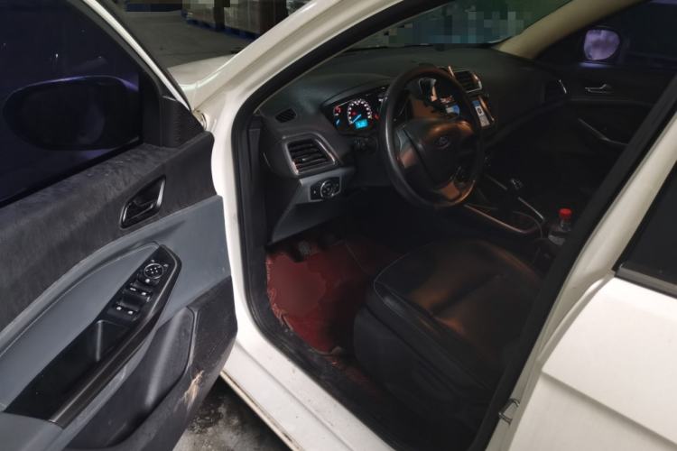 Used Ford Escort 2017 Happy Edition 1.5L Manual Fashion Model Driver Seat