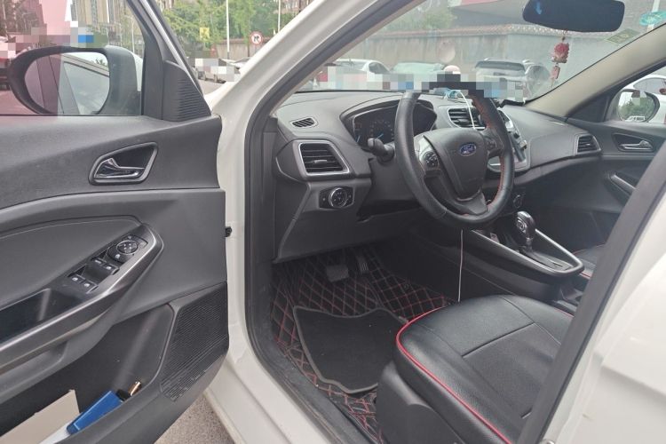 Used Ford Escort 2017 Happiness Edition 1.5L Automatic Fashion Version Driver Seat