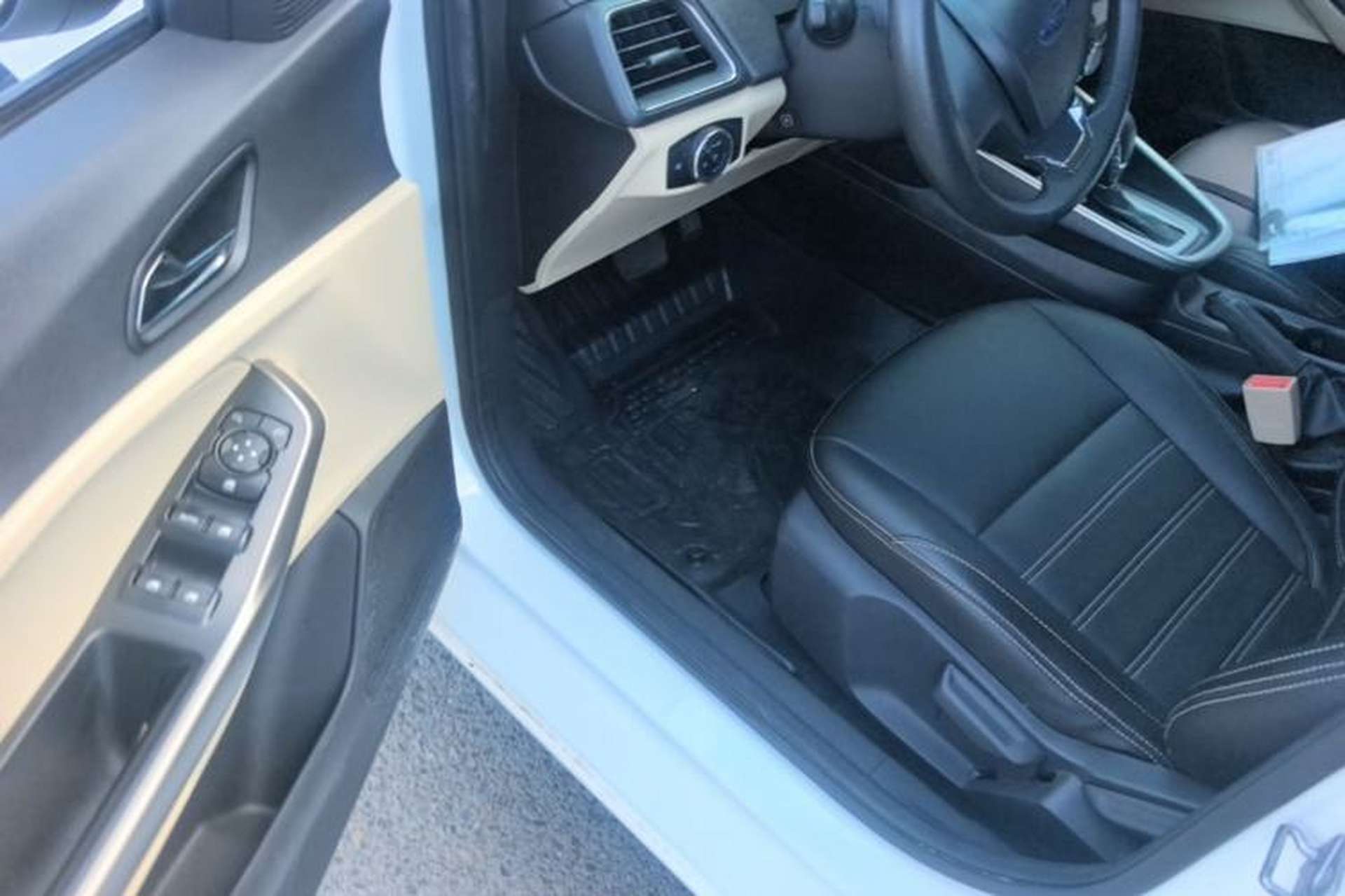 Used Ford Escort 2017 Revised Version 1.5L Automatic Comfort Edition Driver Seat