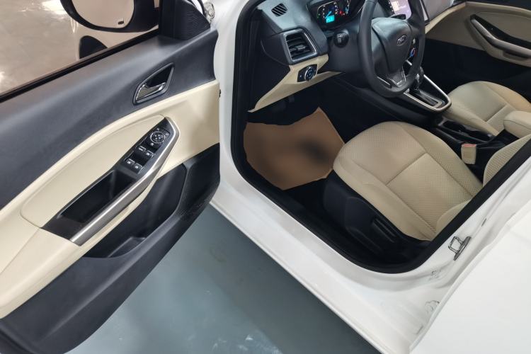 Used Ford Escort 2017 1.5L Automatic Comfort Model Driver Seat