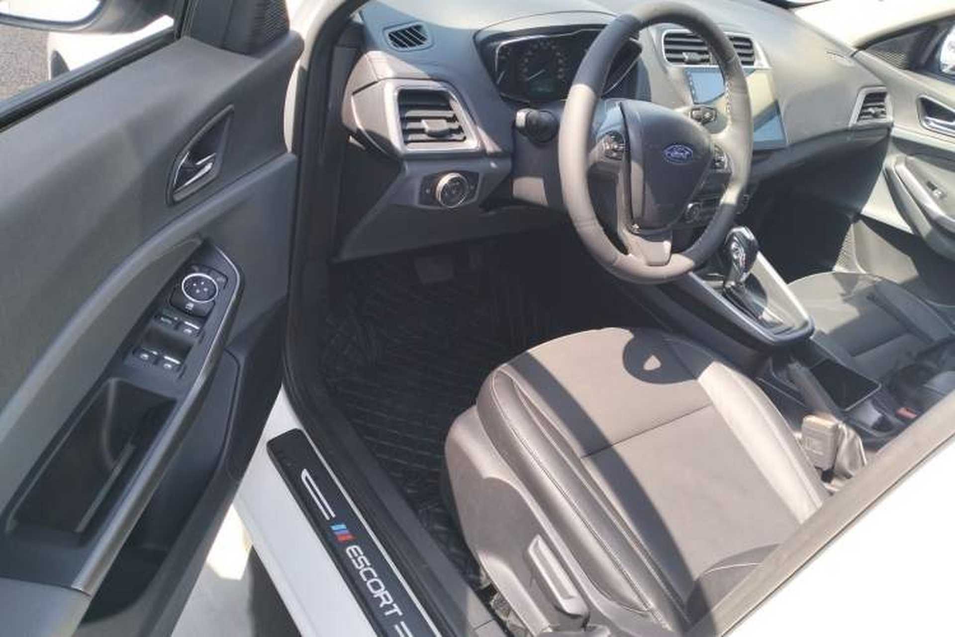 Used Ford Escort 2017 Happiness Edition 1.5L Automatic Fashion Version Driver Seat