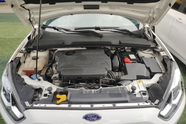 Used Ford Escort 2017 Happiness Edition 1.5L Automatic Fashion Version Engine Bay