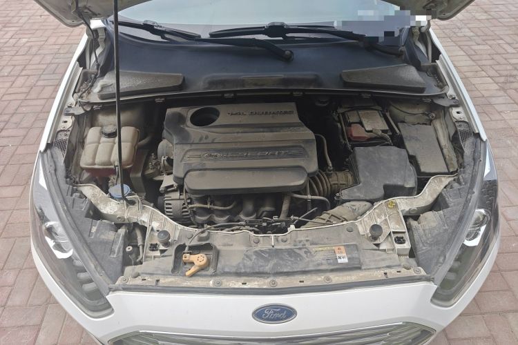 Used Ford Escort 2017 1.5L Manual Comfort Model Engine Bay