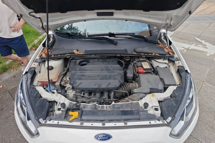 Used Ford Escort 2017 Happiness Edition 1.5L Automatic Fashion Version Engine Bay