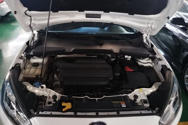 Used Ford Escort 2017 1.5L Automatic Comfort Model Engine Bay