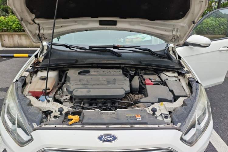 Used Ford Escort 2017 1.5L Automatic Comfort Model Engine Bay