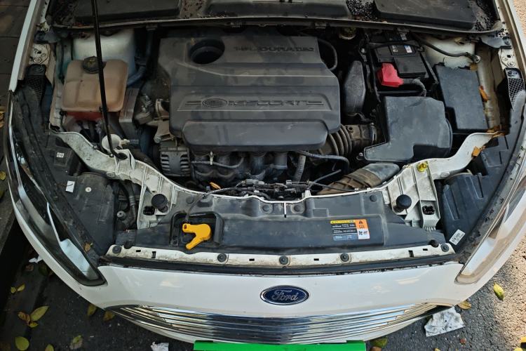 Used Ford Escort 2017 Happiness Edition 1.5L Automatic Fashion Version Engine Bay