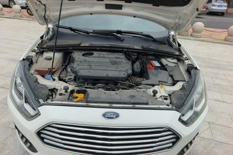 Used Ford Escort 2017 Happiness Edition 1.5L Automatic Fashion Version Engine Bay