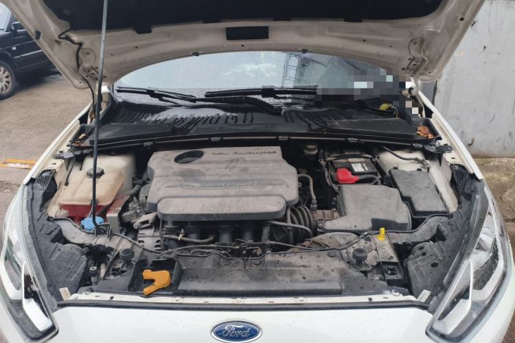 Used Ford Escort 2017 Revised Version 1.5L Manual Comfort Edition Engine Bay