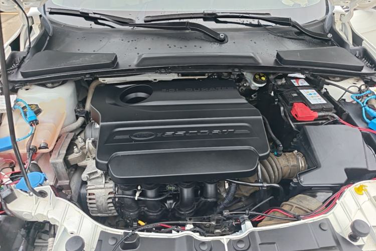 Used Ford Escort 2017 1.5L Manual Comfort Model Engine Bay
