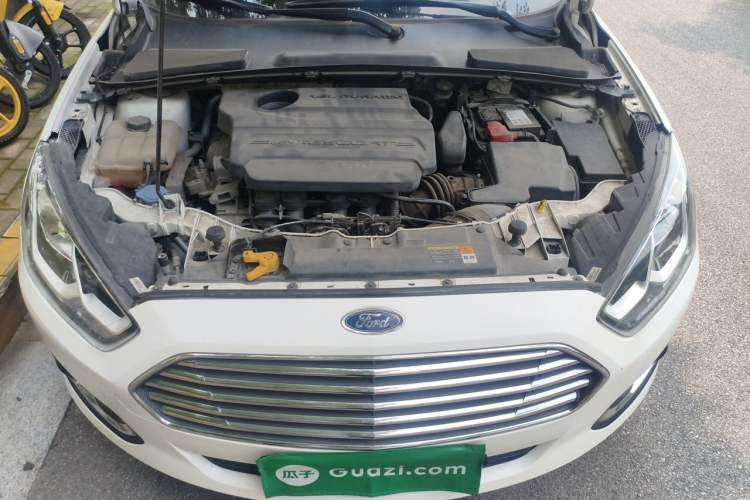 Used Ford Escort 2017 Happiness Edition 1.5L Automatic Fashion Version Engine Bay
