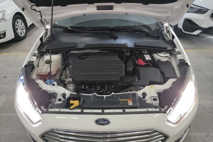Used Ford Escort 2017 Happiness Edition 1.5L Automatic Fashion Version Engine Bay