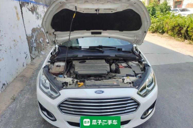 Used Ford Escort 2017 Happiness Edition 1.5L Automatic Fashion Version Engine Bay