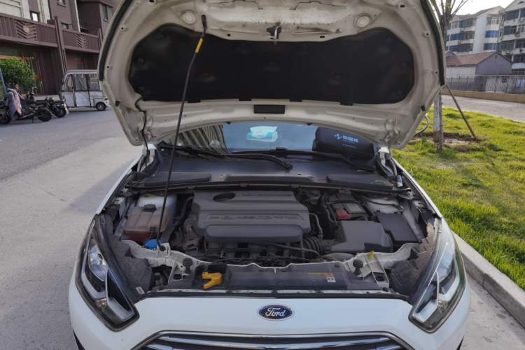Used Ford Escort 2017 Revised Version 1.5L Manual Comfort Edition Engine Bay