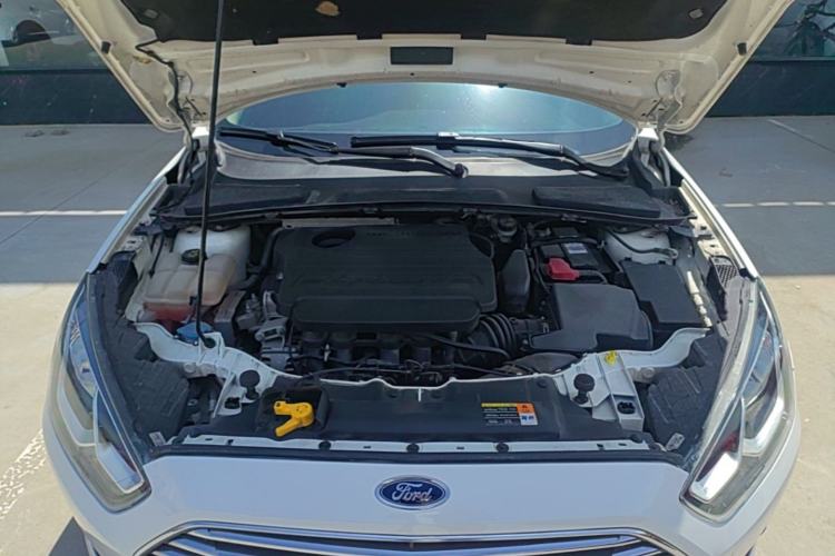 Used Ford Escort 2017 Happiness Edition 1.5L Automatic Fashion Version Engine Bay
