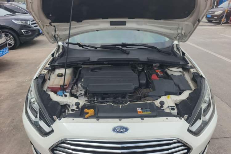 Used Ford Escort 2017 Happiness Edition 1.5L Automatic Fashion Version Engine Bay