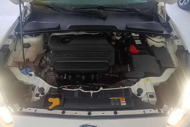 Used Ford Escort 2017 Revised Version 1.5L Manual Comfort Edition Engine Bay