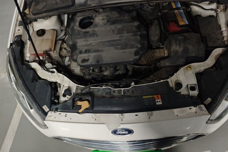 Used Ford Escort 2017 1.5L Automatic Comfort Model Engine Bay