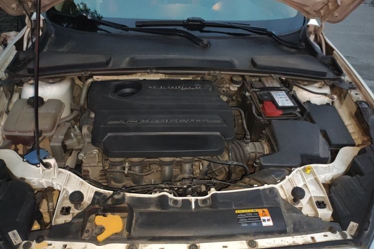Used Ford Escort 2017 Revised Version 1.5L Manual Comfort Edition Engine Bay
