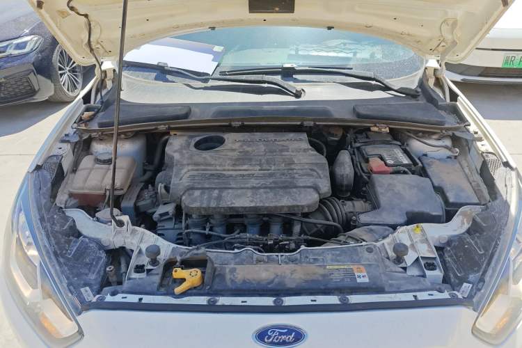 Used Ford Escort 2017 Happiness Edition 1.5L Automatic Fashion Version Engine Bay