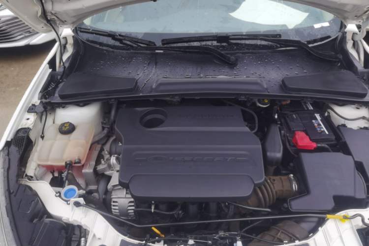 Used Ford Escort 2017 1.5L Automatic Comfort Model Engine Bay