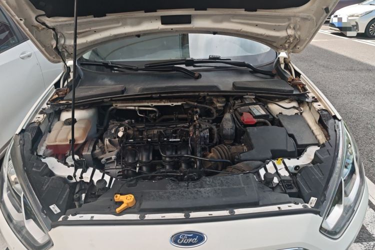 Used Ford Escort 2017 Happiness Edition 1.5L Automatic Fashion Version Engine Bay