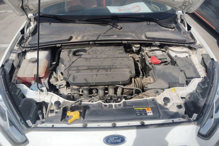 Used Ford Escort 2017 Revised Version 1.5L Manual Comfort Edition Engine Bay