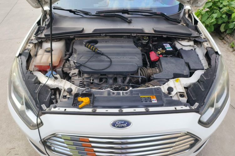Used Ford Escort 2017 Happy Edition 1.5L Manual Fashion Model Engine Bay