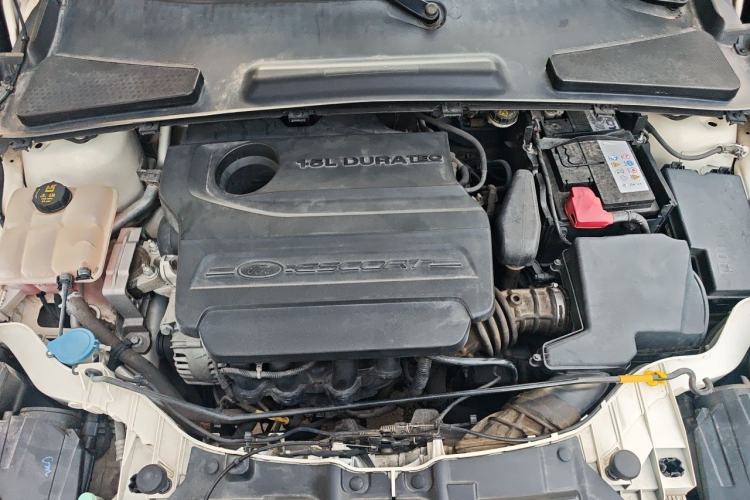 Used Ford Escort 2017 1.5L Automatic Comfort Model Engine Bay