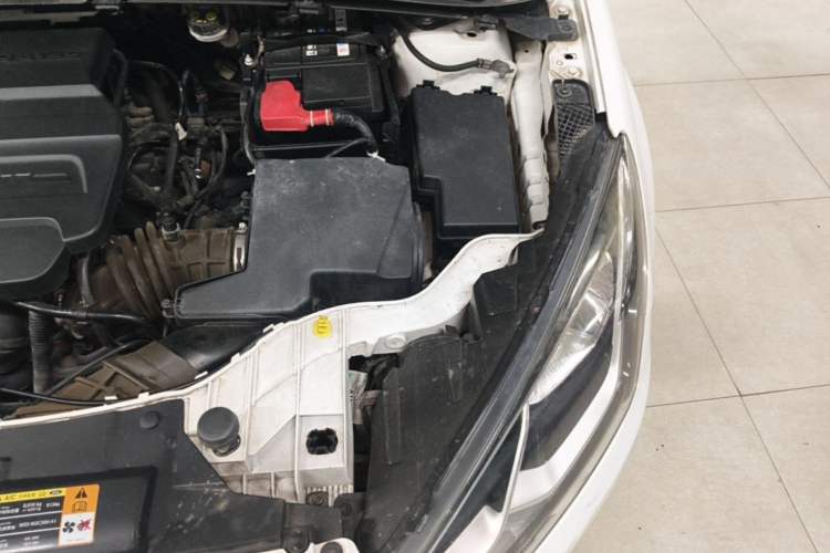 Used Ford Escort 2017 1.5L Manual Comfort Model Engine Bay Left