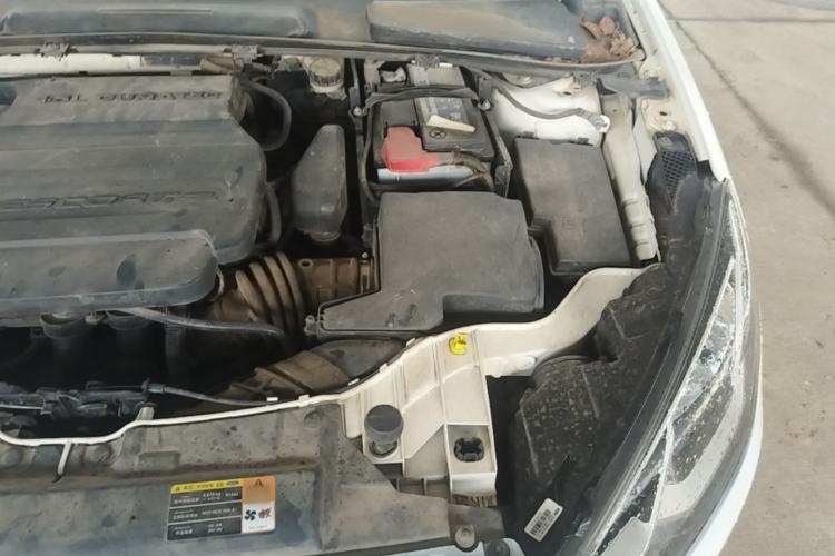 Used Ford Escort 2017 Happiness Edition 1.5L Automatic Fashion Version Engine Bay Left