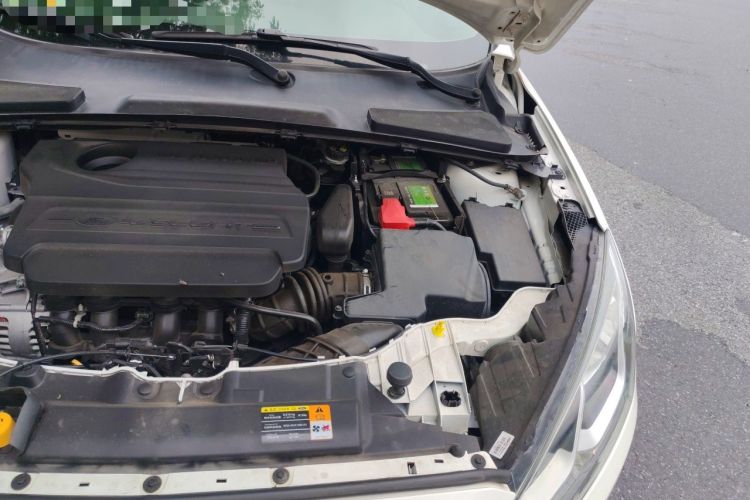 Used Ford Escort 2017 Happiness Edition 1.5L Automatic Fashion Version Engine Bay Left