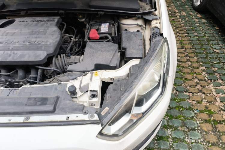 Used Ford Escort 2017 1.5L Manual Comfort Model Engine Bay Left