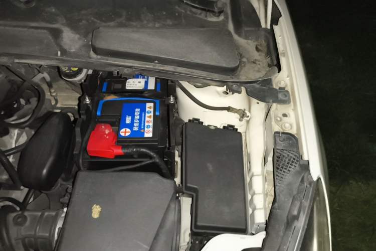 Used Ford Escort 2017 Happiness Edition 1.5L Automatic Fashion Version Engine Bay Left