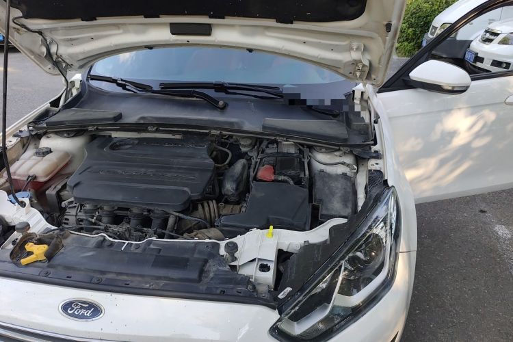 Used Ford Escort 2017 1.5L Automatic Comfort Model Engine Bay Left