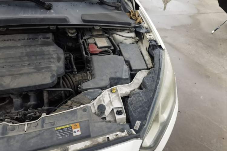 Used Ford Escort 2017 1.5L Manual Comfort Model Engine Bay Left