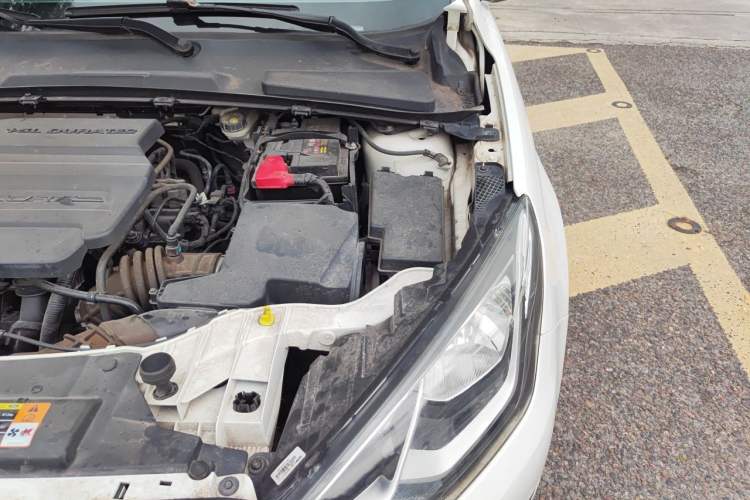 Used Ford Escort 2017 Revised Version 1.5L Manual Comfort Edition Engine Bay Left