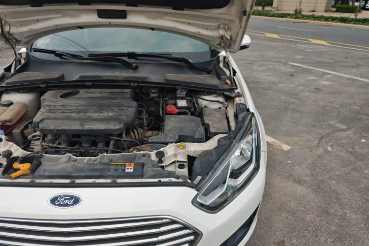 Used Ford Escort 2017 1.5L Manual Comfort Model Engine Bay Left