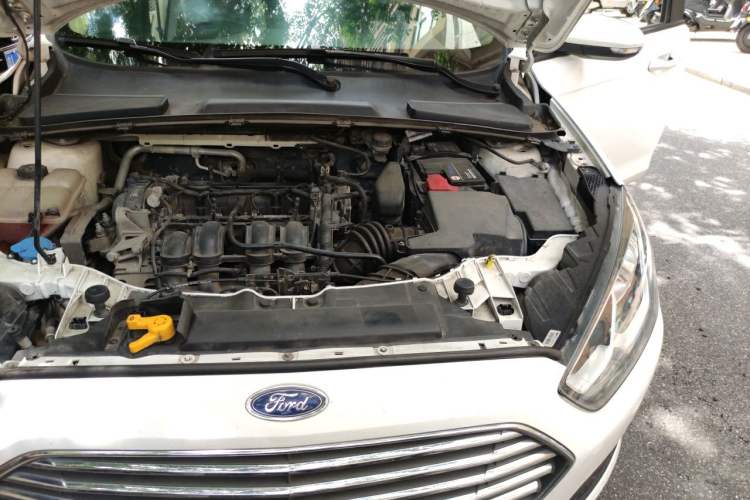 Used Ford Escort 2017 1.5L Automatic Comfort Model Engine Bay Left