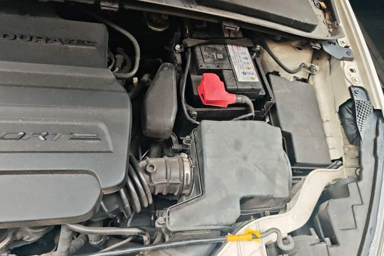 Used Ford Escort 2017 Happiness Edition 1.5L Automatic Fashion Version Engine Bay Left