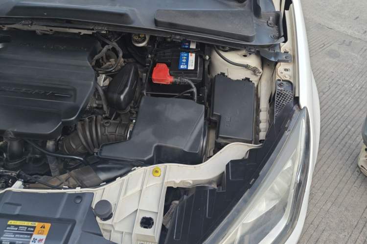 Used Ford Escort 2017 1.5L Automatic Comfort Model Engine Bay Left