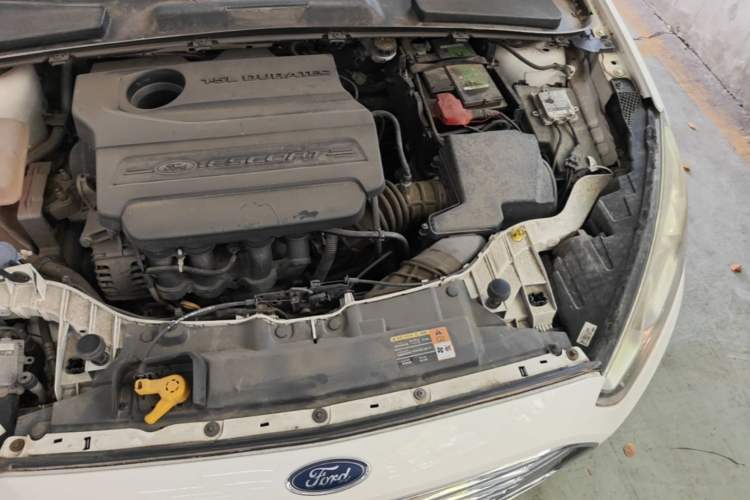 Used Ford Escort 2017 1.5L Manual Comfort Model Engine Bay Left