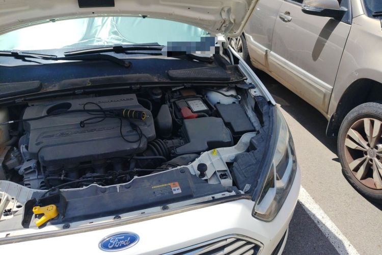 Used Ford Escort 2017 Happiness Edition 1.5L Automatic Fashion Version Engine Bay Left