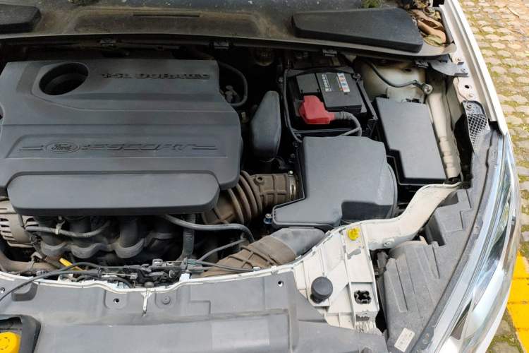 Used Ford Escort 2017 Revised Version 1.5L Automatic Comfort Edition Engine Bay Left