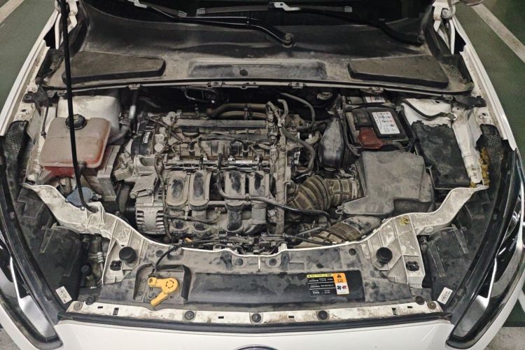 Used Ford Escort 2017 Happiness Edition 1.5L Automatic Fashion Version Engine Bay