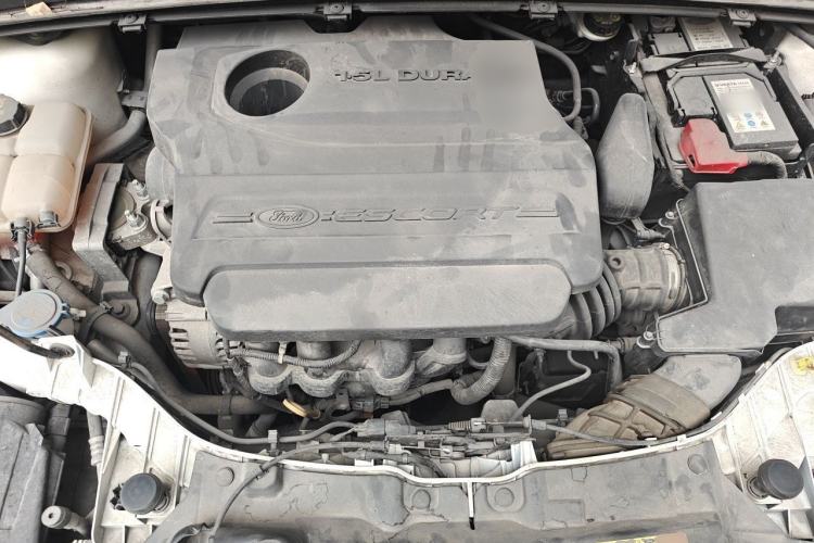 Used Ford Escort 2017 Happiness Edition 1.5L Automatic Fashion Version Engine Bay